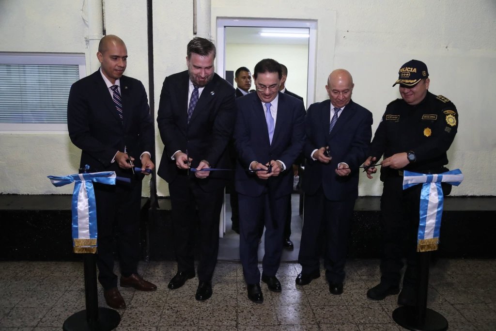 Guatemala da un paso firme contra el crimen: nace la Unidad de Análisis Financiero de la&nbsp;DEIC