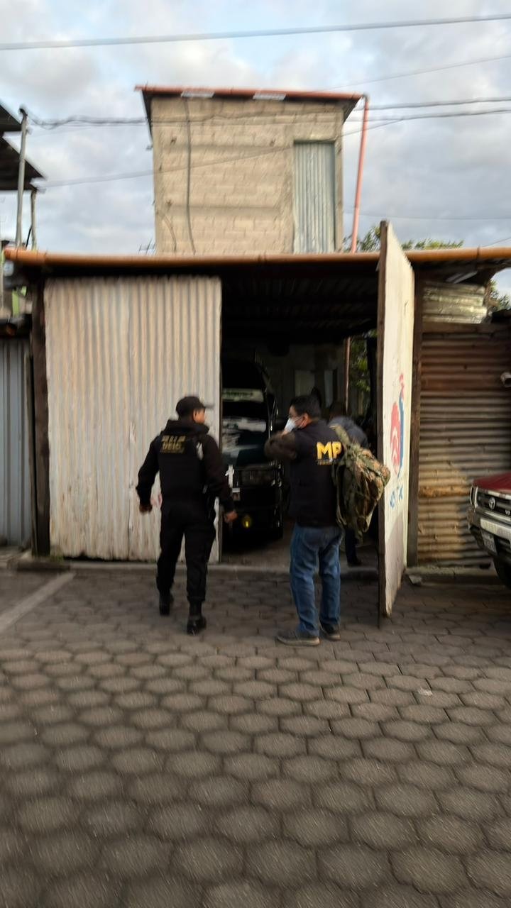 Golpe millonario a red de tráfico de migrantes: Fiscalía allana varios departamentos del&nbsp;país